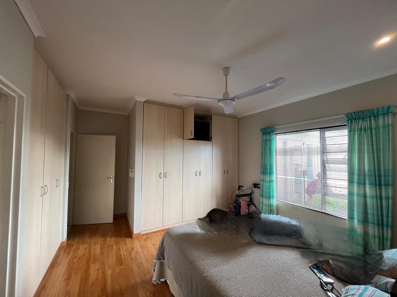 5 Bedroom Property for Sale in Port Owen Western Cape